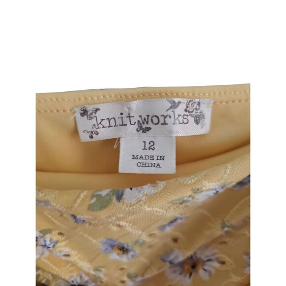 Little girl's yellow and blue floral dress. Knit Works Summer dress. Size 12 - Picture 3 of 5